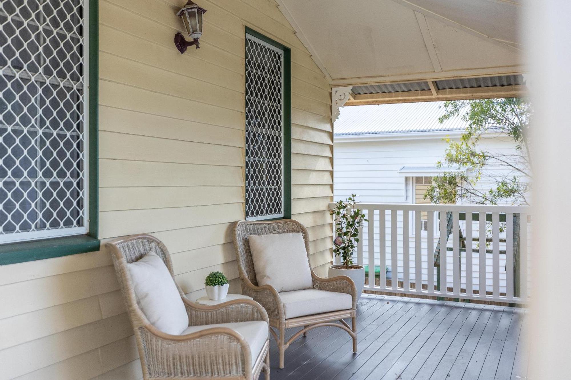 Jacaranda Cottage - Family & Pet Friendly Тувумба Экстерьер фото