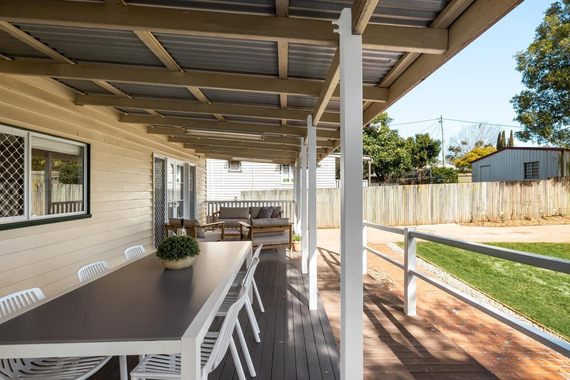 Jacaranda Cottage - Family & Pet Friendly Тувумба Экстерьер фото